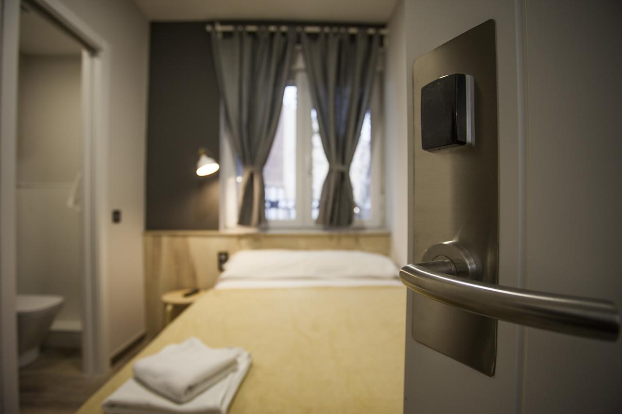 Casa de hóspedes Cc Atocha Madri